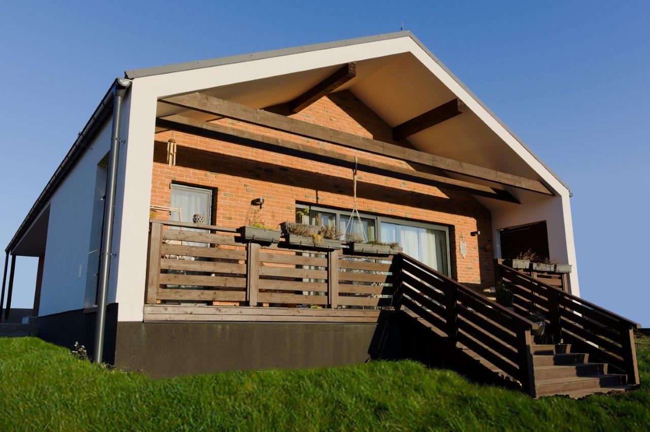 Moderná drevostavba s nádychom noblesnej klasiky 